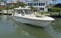Boston Whaler 350 Realm (2018)